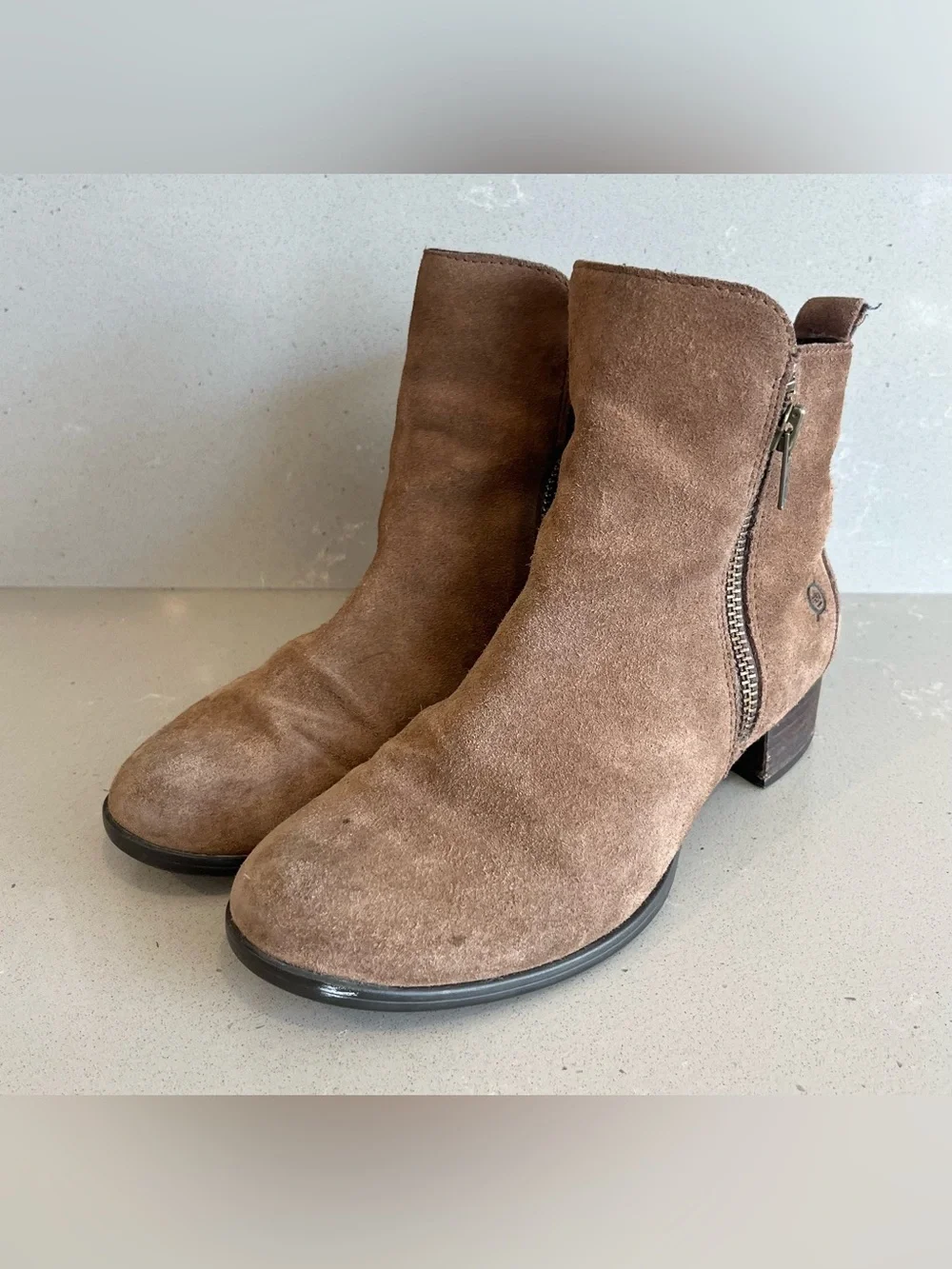Born Landa Brown Suede Ankle Boots Side Zip Women’s Size 7.5 M